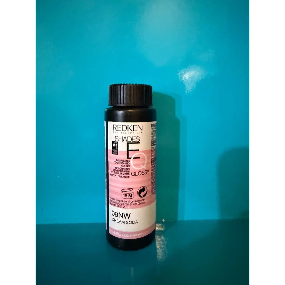 Redken Shades EQ Gloss 9NW Cream Soda Demi-Permanent Hair Color gloss shine‎